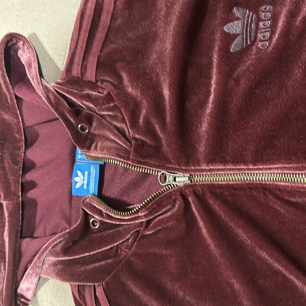 Adidas jacket - Picture 2 of 7